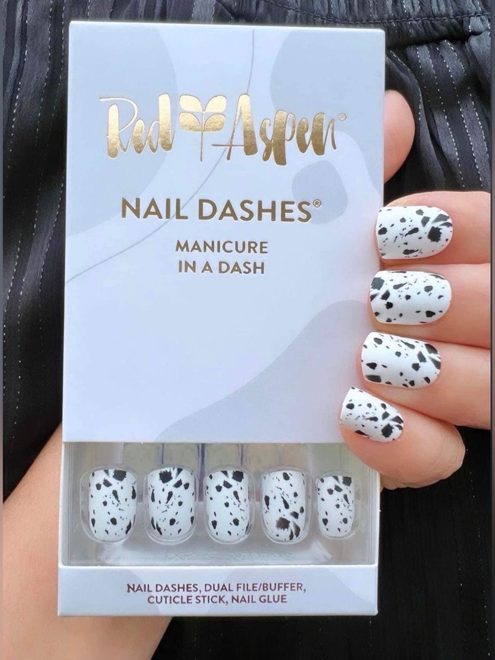 Red Aspen Novella Is a Novelist Short Square Nail Matte Dashes NWT Press On Nail